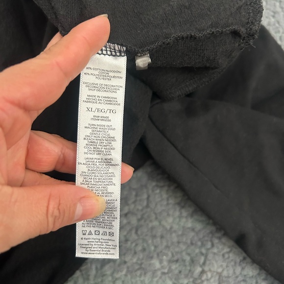 KEITH HARING Sweat Shirt Dancing Heart Graphic Black Pullover Size M - Picture 4 of 4